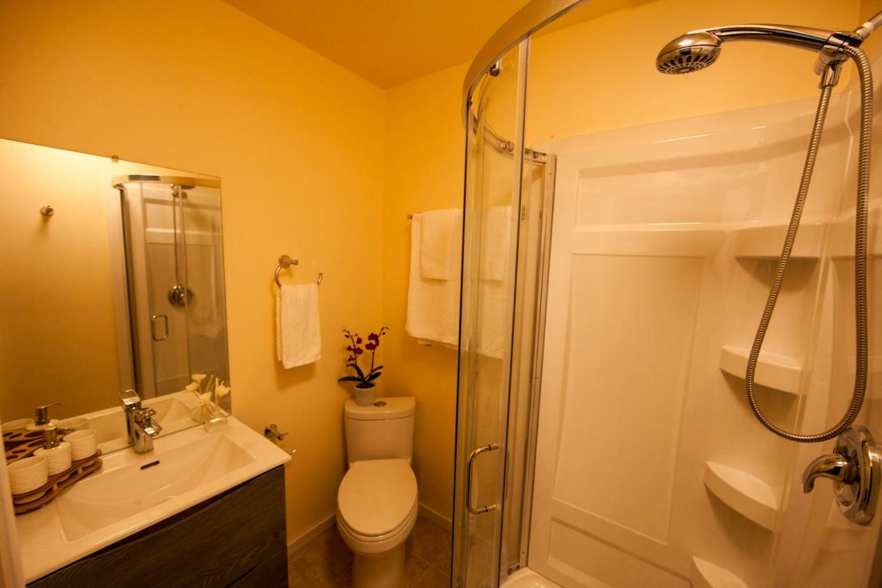 Shangrila Waterfront Vacation Home Bedwell Harbour Luaran gambar
